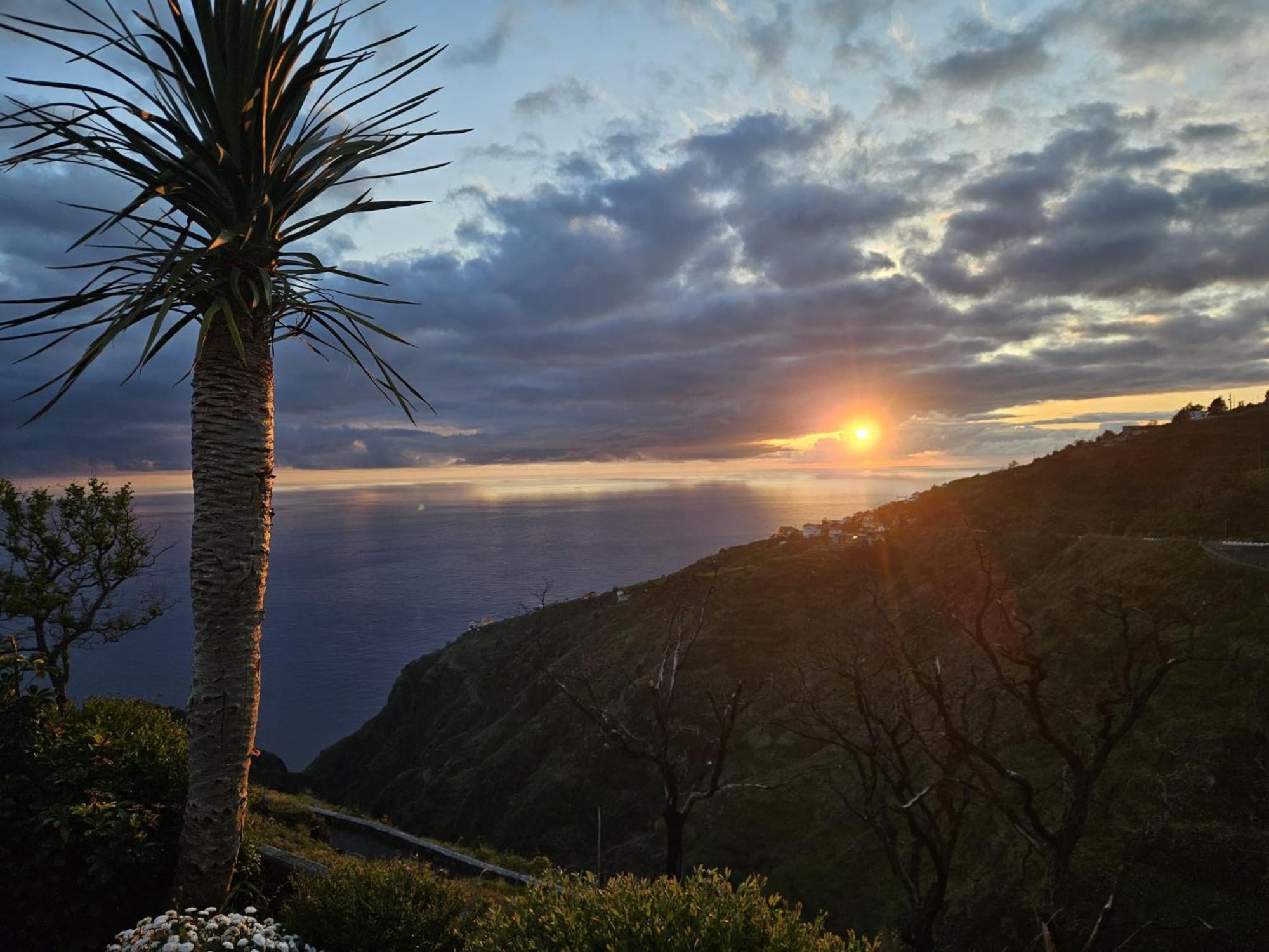 Appartamento Sunset Refuge Fajã da Ovelha Esterno foto